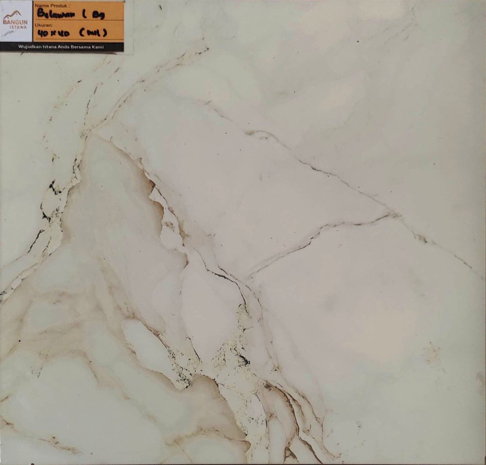 MILAZO 40X40 BELAWAN L BEIGE (TK)